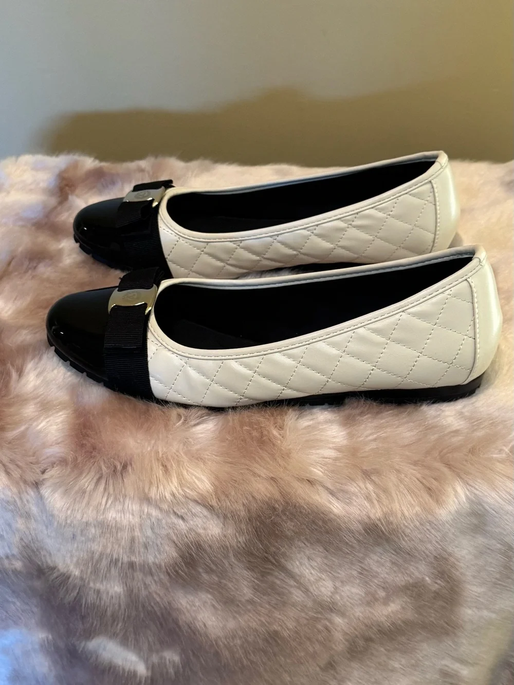Anne Klein Two-Tone White and Black Bow Cap-Toe Ballet Flats - Picture 2 of 5